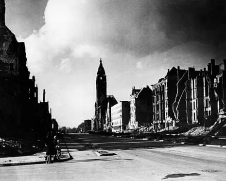 The Traitors Circle: A Propulsive Account of Defiance Against the Nazis